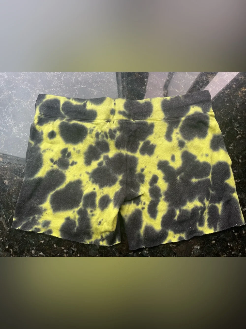 Monrow women’s Tie-Dye Drawstring Shorts - Yellow & Black